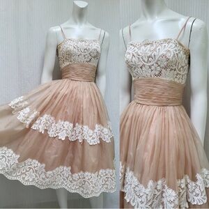 Vintage 1950s Dusty Pink Organza Lace Trim Tulle Full Skirt Party DRESS -Size XS